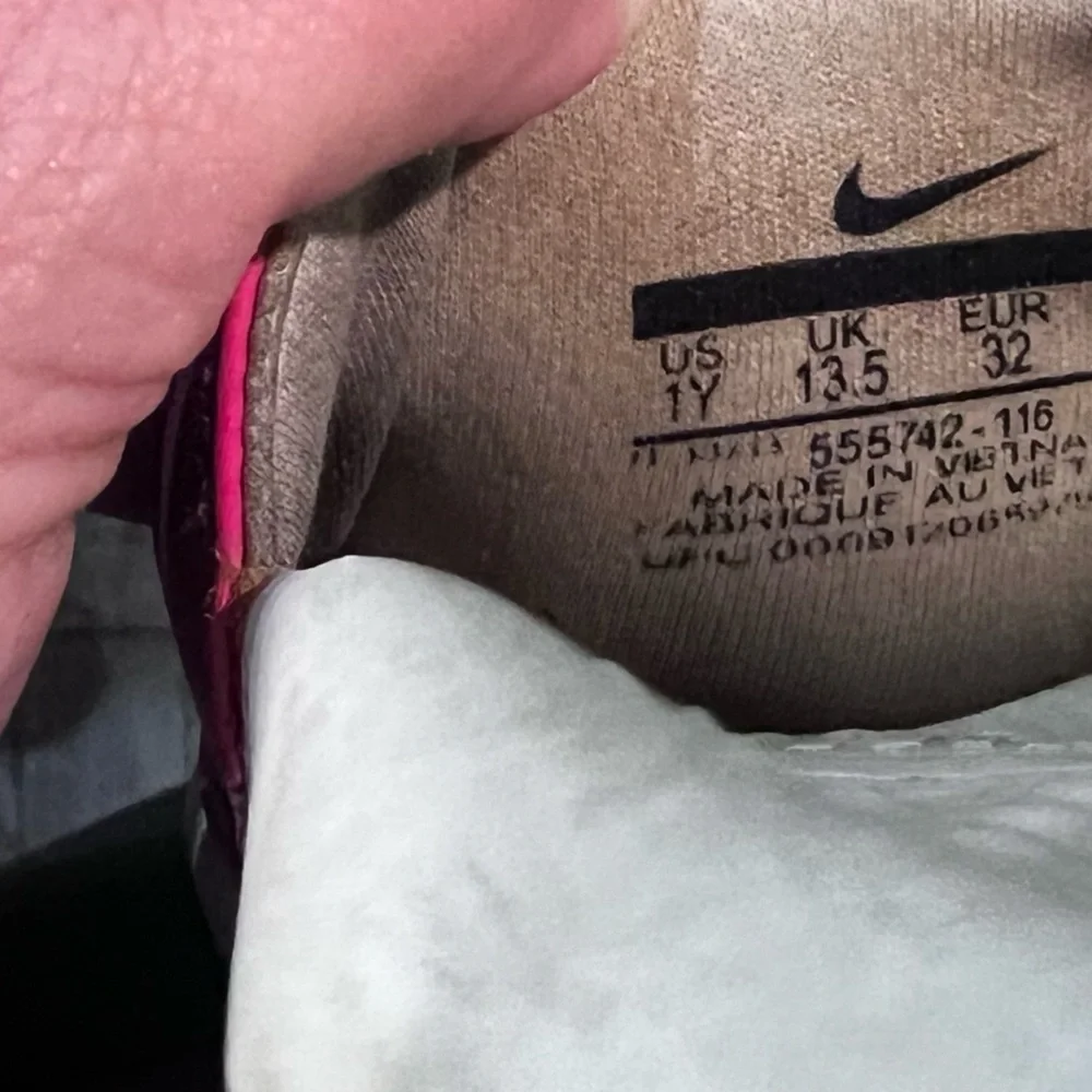Nike Slides​​​​